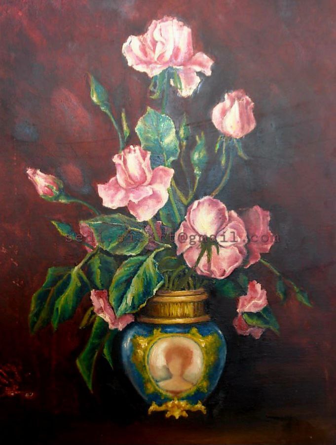 a vase of flower